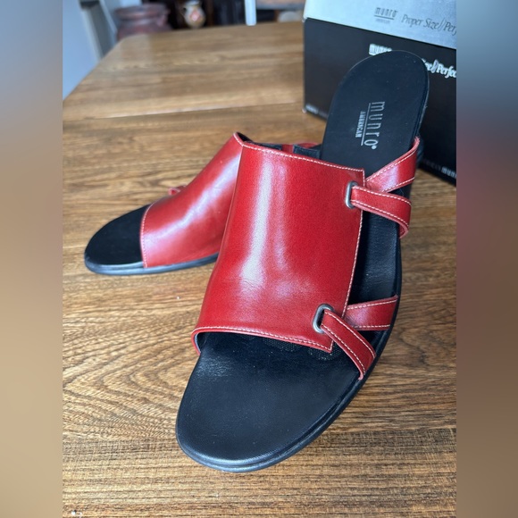 Munro American Red Leather Slides 11.5 N - Picture 3 of 11